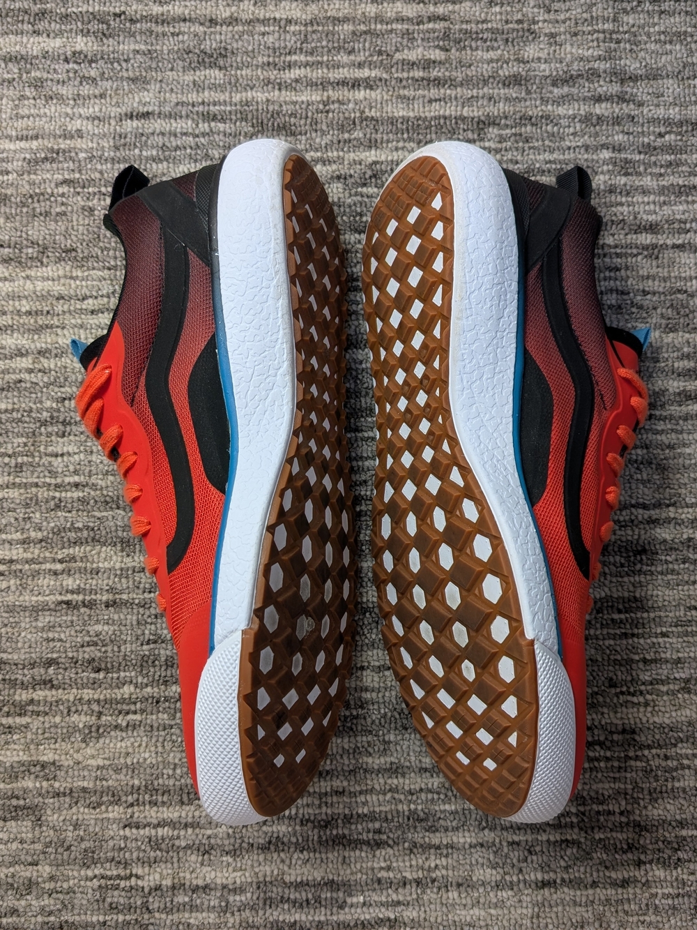 Vans UltraRange EXO MTE in the "Bright Orange" Size 10.5 Men/12 Women - Picture 5 of 9